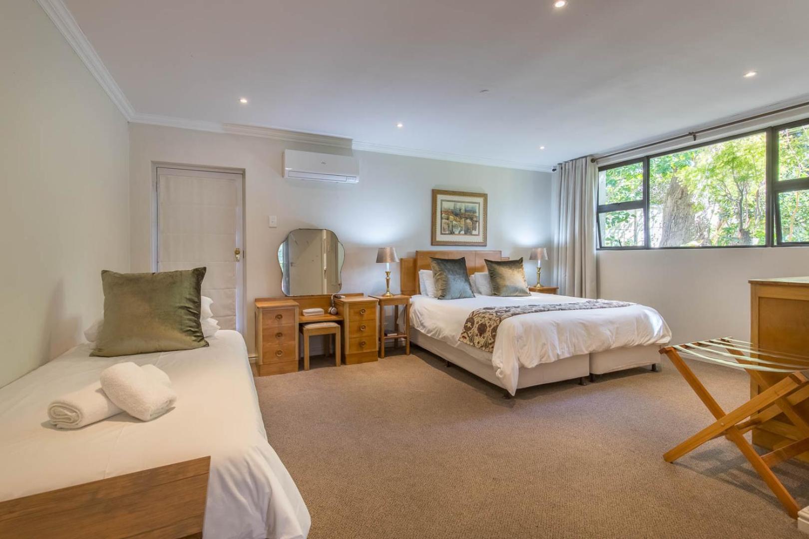 Montagu Country Hotel Exterior photo